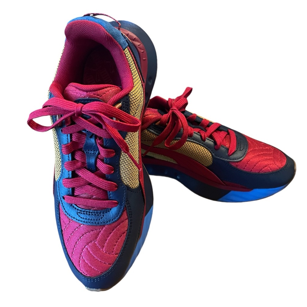 Puma Tennis Shoes in Navy, Mustard, and Deep Red in Unisex Size 7. - Picture 10 of 13
